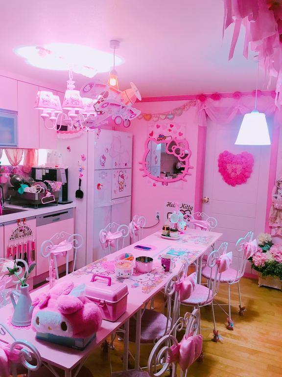 Pink Villa *